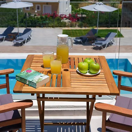 Olive And Sea Villa *